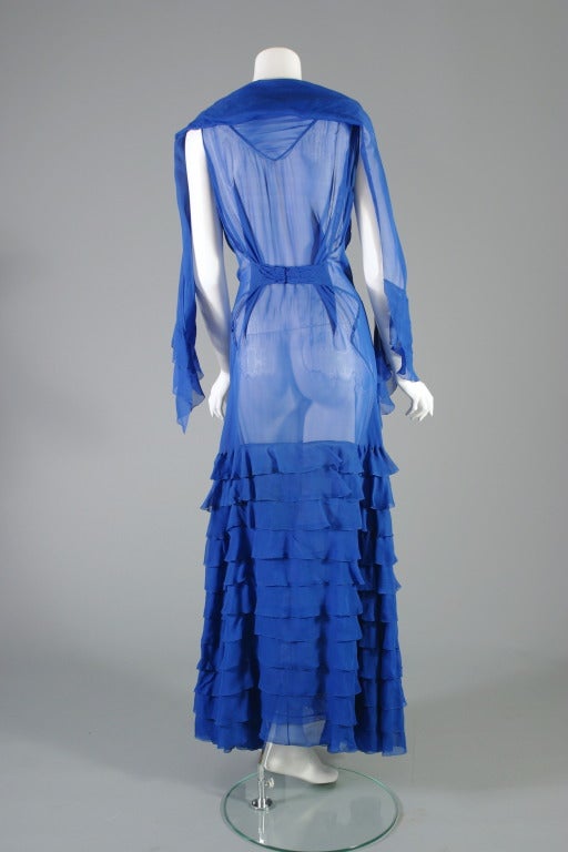 1930s Frech Haute Couture vivid blue silk chiffon evening gown In Excellent Condition For Sale In Newark, DE