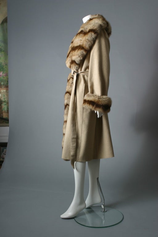 Women's Fendi furs cashmere coat adorned with canadian Sable
