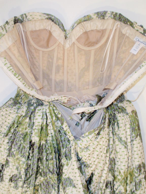 Oscar de la Renta Cream, Green Silk Floral Strapless Gown 4