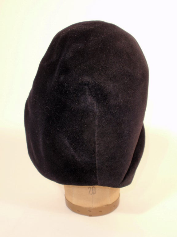 Women's James Galanos Black Felt Cloche Hat, Turban Style For Sale