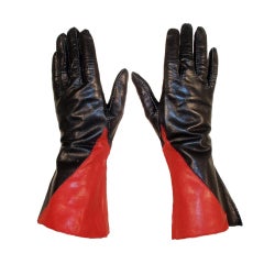 Vintage Red & Black Color Block Leather Gauntlet Gloves, c. 1980s Size 7