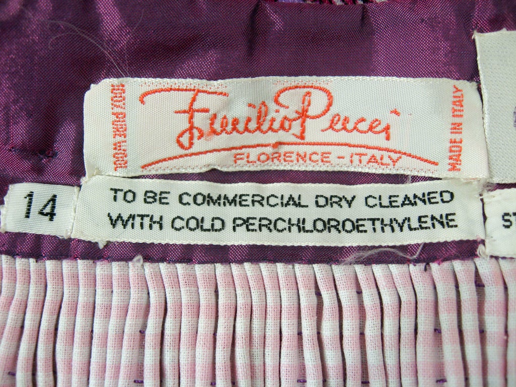 Emilio Pucci Fuschia Feather & Arrow Print Silk Peasant blouse & Wool skirt For Sale 3