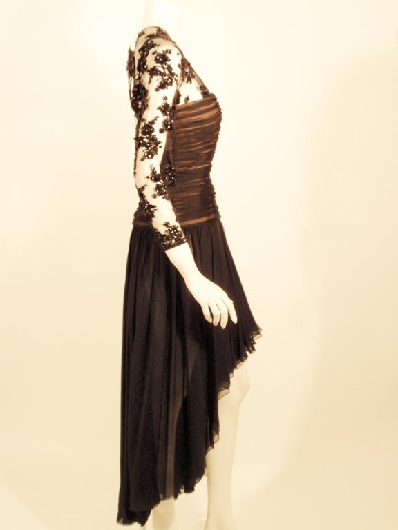 Oscar de la Renta Black Beaded Sequin and Chiffon Dress 10-12 In Excellent Condition In Los Angeles, CA