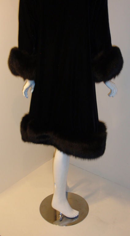 Pauline Trigere Black Velvet Fox Fur Trim Coat 2