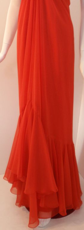 Travilla Vestido largo de gasa naranja sangre, circa 1970 en venta 4