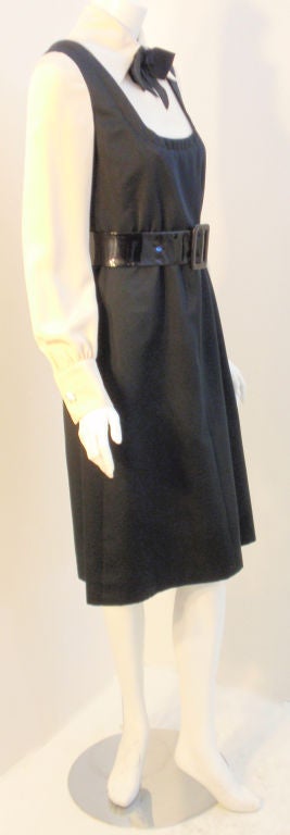 Noir Geoffrey Beene Boutique Robe Dolly en satin noir et crème, Circa 1960's en vente