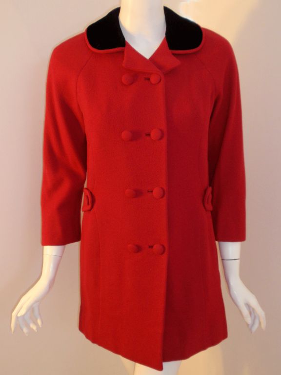 Don Loper Red Wool Coat w/ Black Velvet Collar, 1950's In Excellent Condition For Sale In Los Angeles, CA
