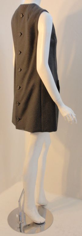 Women's Geoffrey Beene Gray Wool Sleeveless Shift Dress Buttons down the back, 1960's