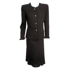 Hattie Carnegie Traje con falda de punto negro de 2 piezas, c. 1940