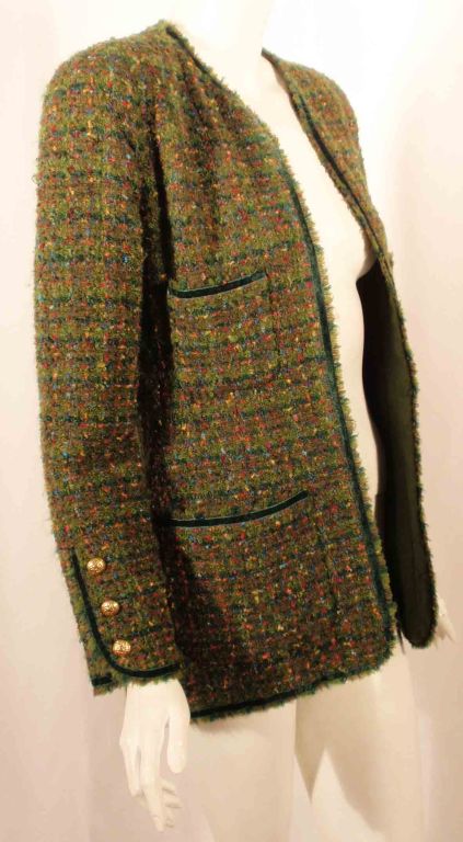 Chanel Green Boucle Wool Jacket with Velvet Trim & Gold Logo Buttons In Excellent Condition In Los Angeles, CA