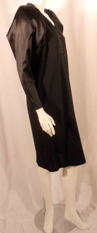Geoffrey Beene Black wool jersey Cocktail Dress with Satin Pouf Sleeves For Sale 1