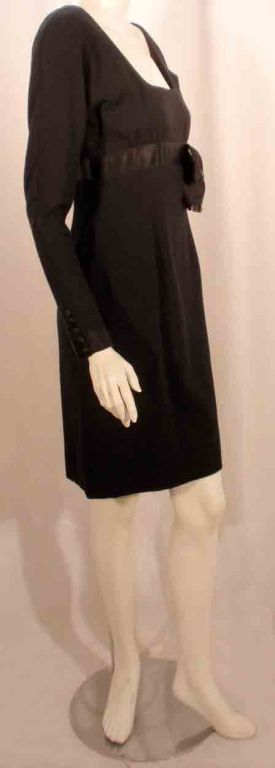 Carolyne Roehm Black Cocktail Dress w/Bow In Good Condition For Sale In Los Angeles, CA
