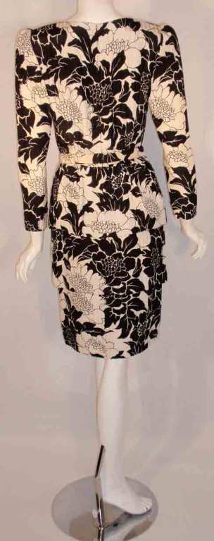 Andre Laug Black and White Silk Floral Print Dress w/Flower Belt In Good Condition For Sale In Los Angeles, CA
