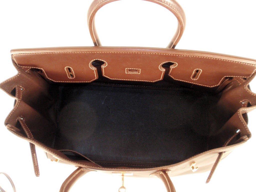 Hermes Brown Leather Birkin Bag, Gold Clasp, 2 Handles, 35 cm 4