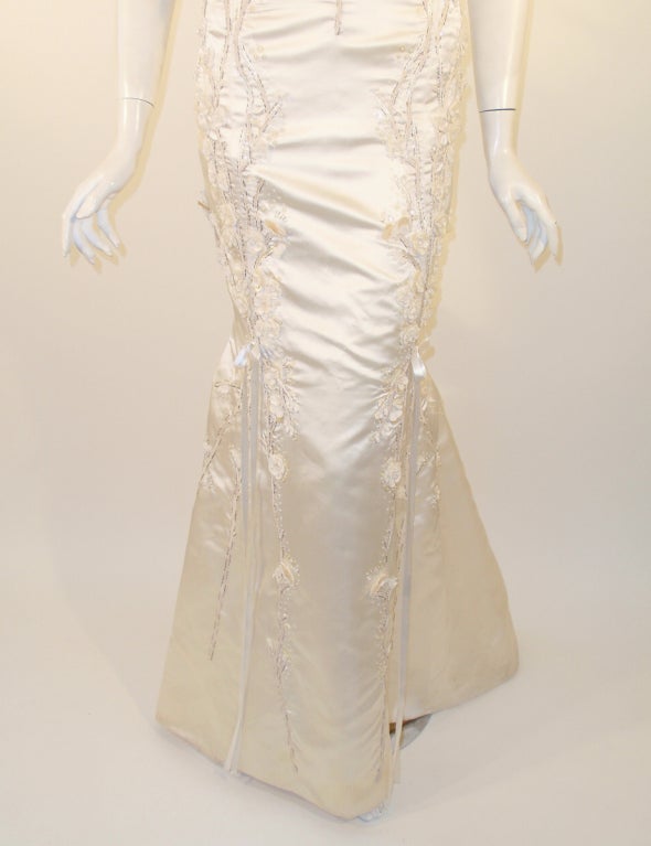 Carolina Herrera Cream Satin Strapless Wedding Gown w/ Beading 3