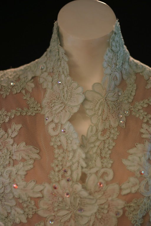 Juan Carlos Pinera Mint Green Lace Evening Gown In New Condition For Sale In Toronto, ON