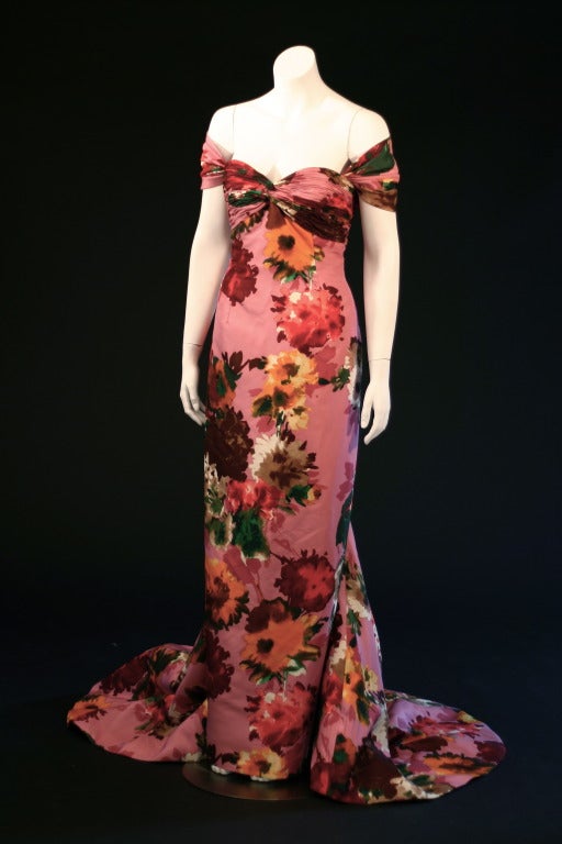 New Oscar de la Renta Pink Floral Ball Gown In New Condition For Sale In Toronto, ON