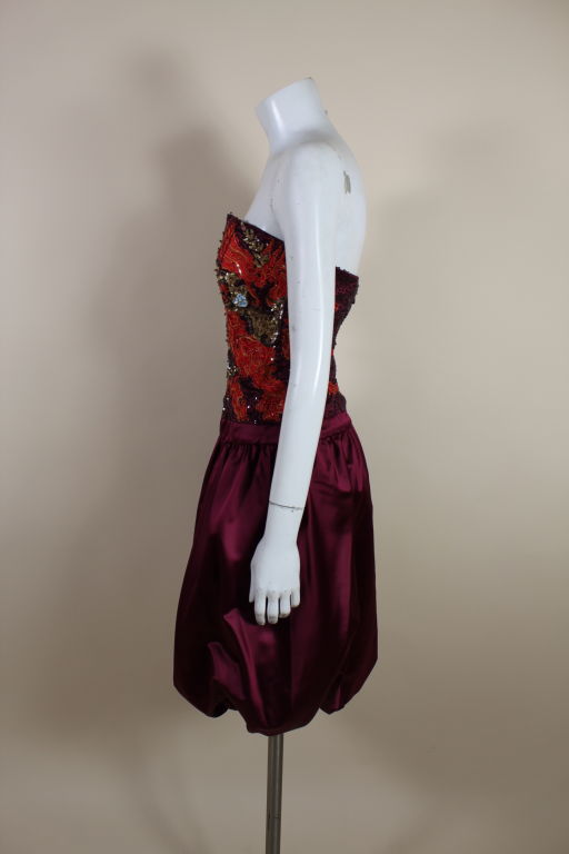 Carolina Herrera Dragon Beaded Satin Cocktail Dress In New Condition For Sale In Los Angeles, CA