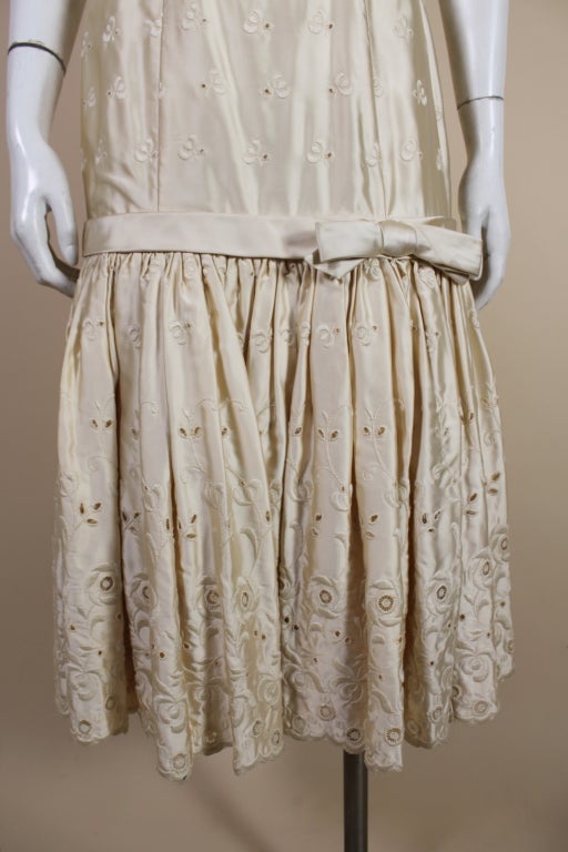 1950's Suzy Perette Cream Eyelet Satin Party Dress 3