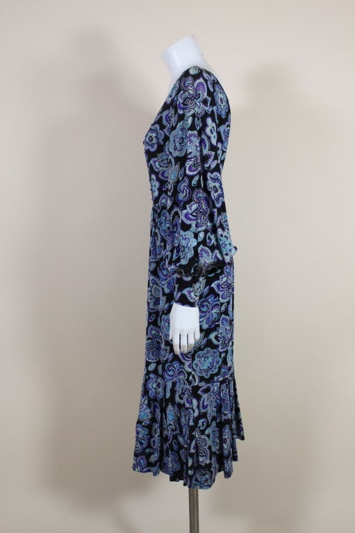 Pucci 1970s Floral Paisley Printed Silk Peasant Dress In Good Condition In Los Angeles, CA