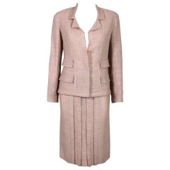 Chanel pink wool/silk suit