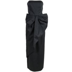 1980
s Victor Costa Black Gown with Dramatic Bow