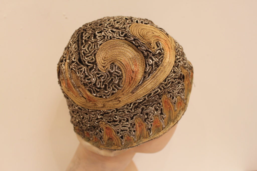 1920's Metallic Lamé Cloche Hat For Sale 5