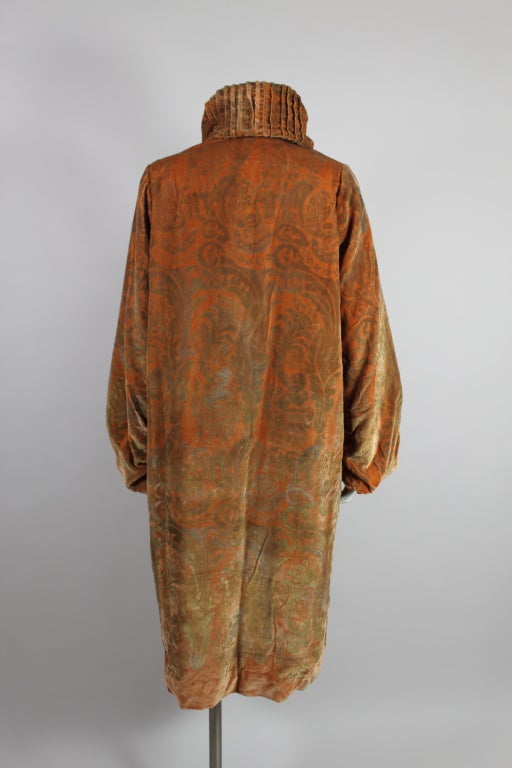 Women's or Men's 1920's Gallenga Stenciled Silk Velvet Coat For Sale