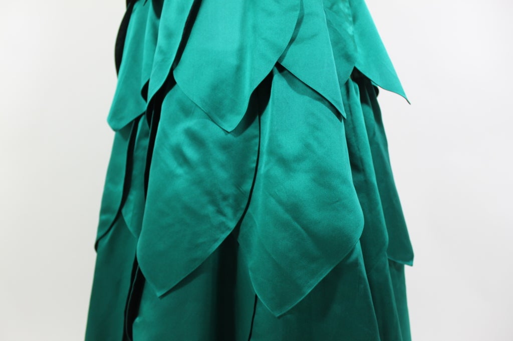 1950’s Emerald Green Satin Ball Gown with Petal Skirt In Excellent Condition For Sale In Los Angeles, CA