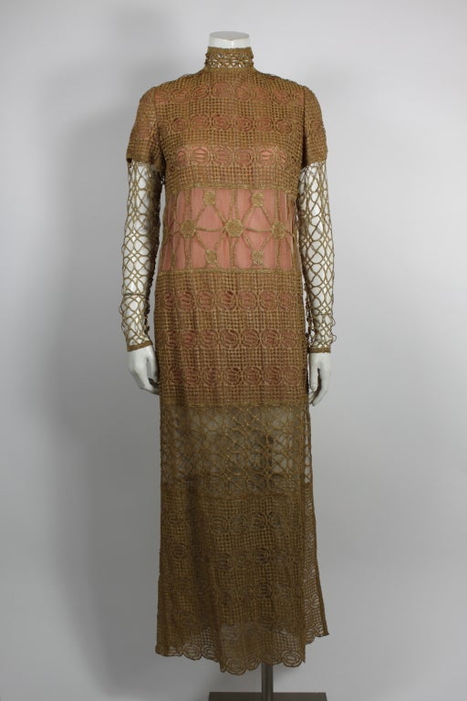 1980s Chloe gold crochet goddess gown. Structured silhouette and has blush pink, short lining.