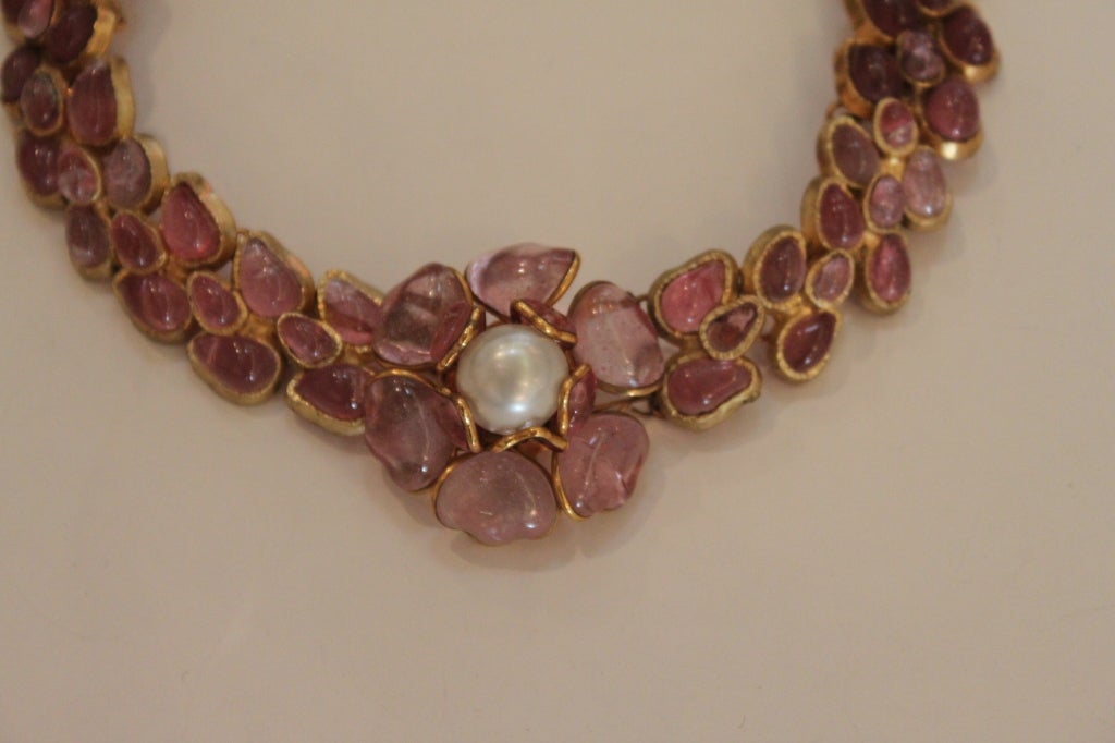 CHANEL Gripoix Gilt Poured Glass Necklace For Sale 1