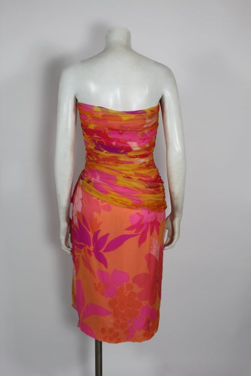 Women's Vicky Tiel 1980s Tropical Floral Strapless Party Dress For Sale