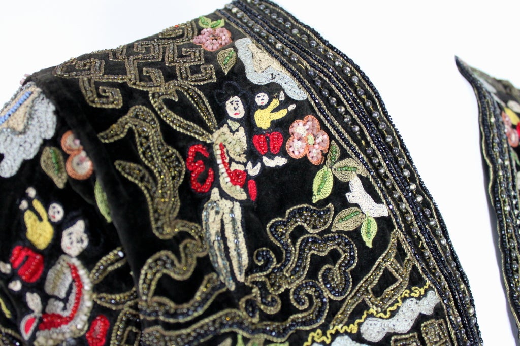 1930s Black Velvet Chinoiserie Embroidered Bolero 4