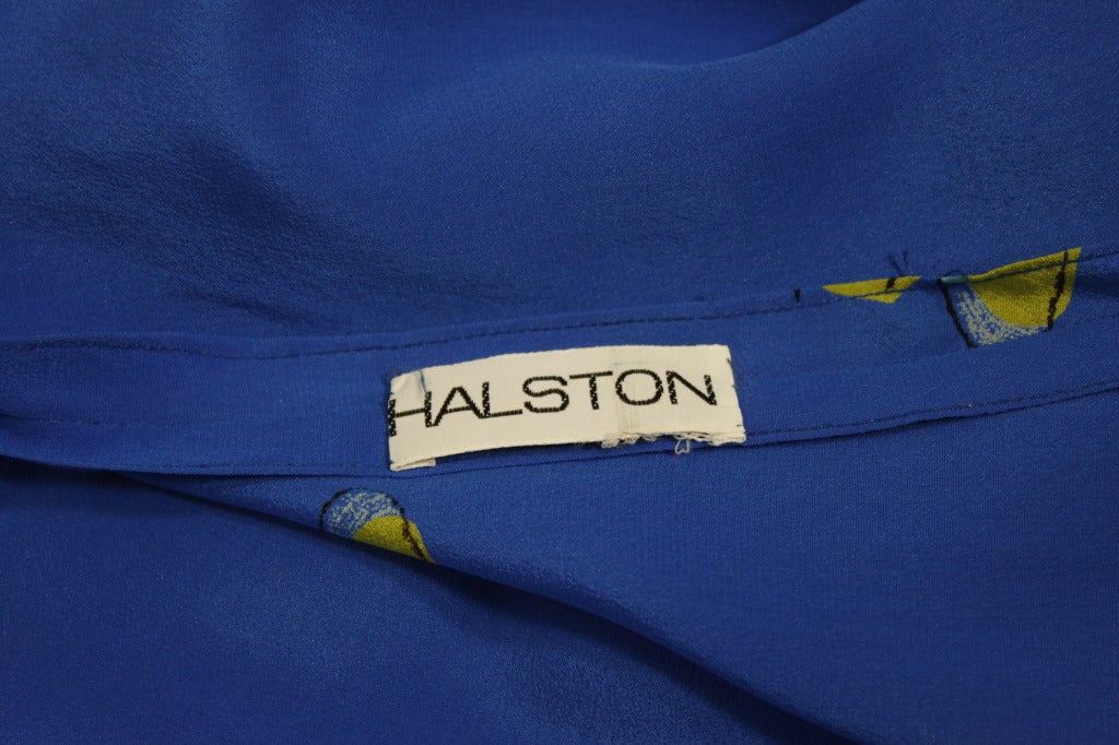Halston 1970s Royal Blue Silk Wrap Dress with Graphic Floral Print For Sale 3