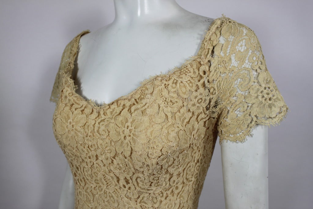 1960s CHANEL Couture Ivory Lace Tiered Gown For Sale 2