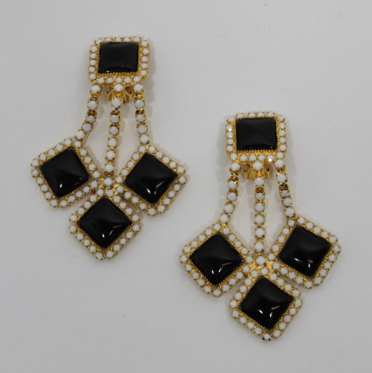 William de Lillo 1960s Black & White Collar Necklace with Earrings 1