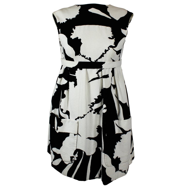 1960s Geoffrey Beene Monochrome Graphic Floral Babydoll Dress