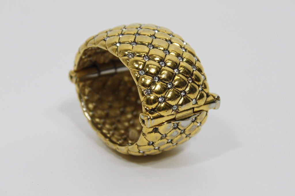 Goossens Paris 1960s Couture Goldtone Quilted Cuff Bracelet In Excellent Condition For Sale In Los Angeles, CA