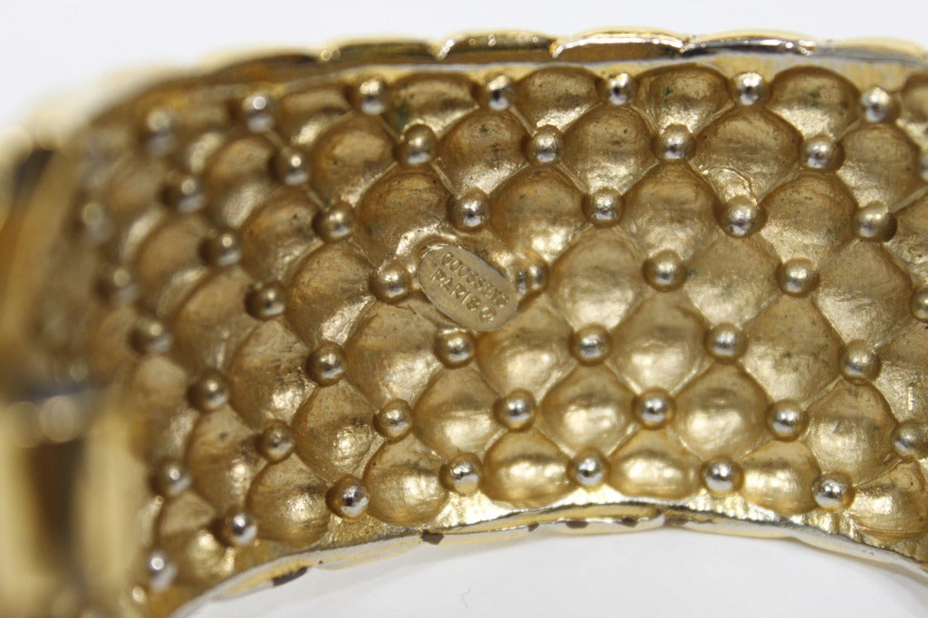 Goossens Paris 1960s Couture Goldtone Quilted Cuff Bracelet For Sale 4