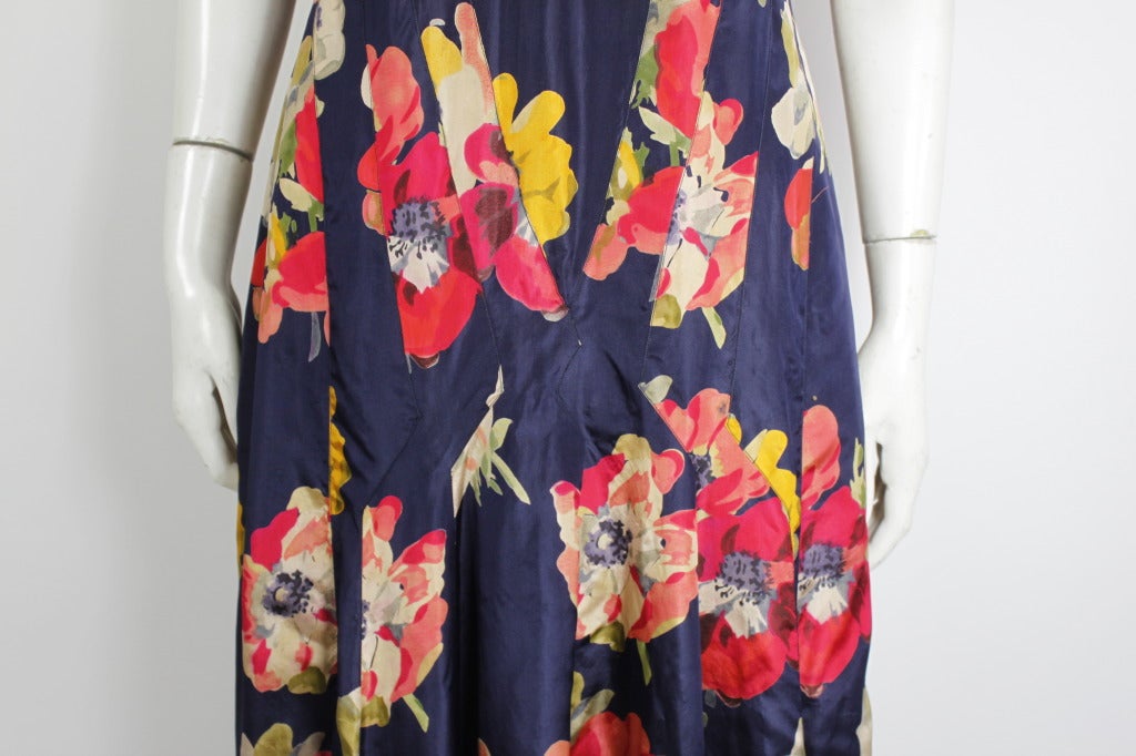 1930s Blue Silk Bias Gown with Large Scale Floral Print For Sale 3