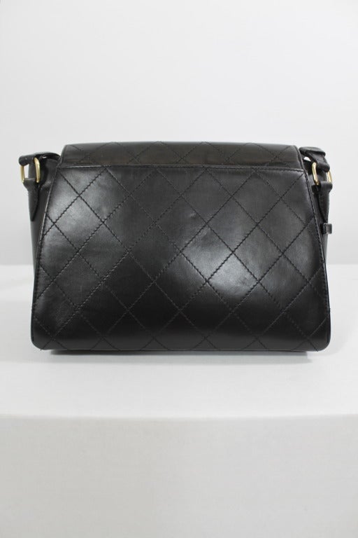 Chanel Black Leather Quilt-Stitched Shoulder Bag In Excellent Condition In Los Angeles, CA