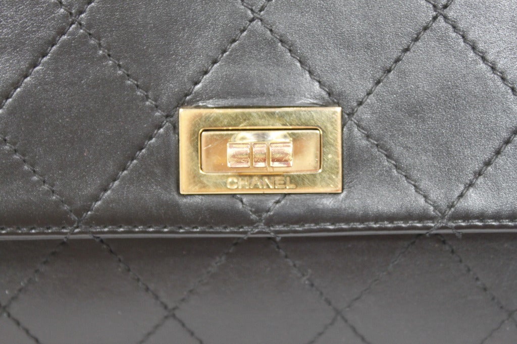 Chanel Black Leather Quilt-Stitched Shoulder Bag 4