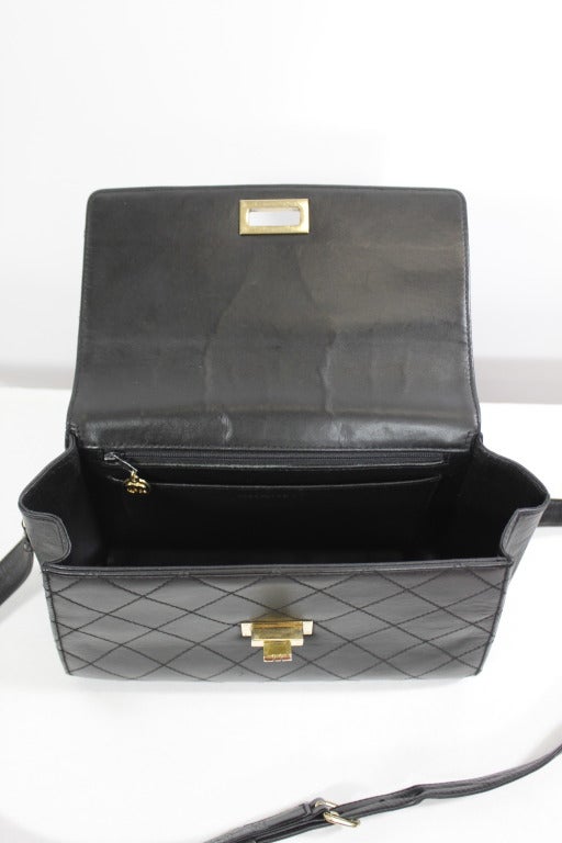 Chanel Black Leather Quilt-Stitched Shoulder Bag 5