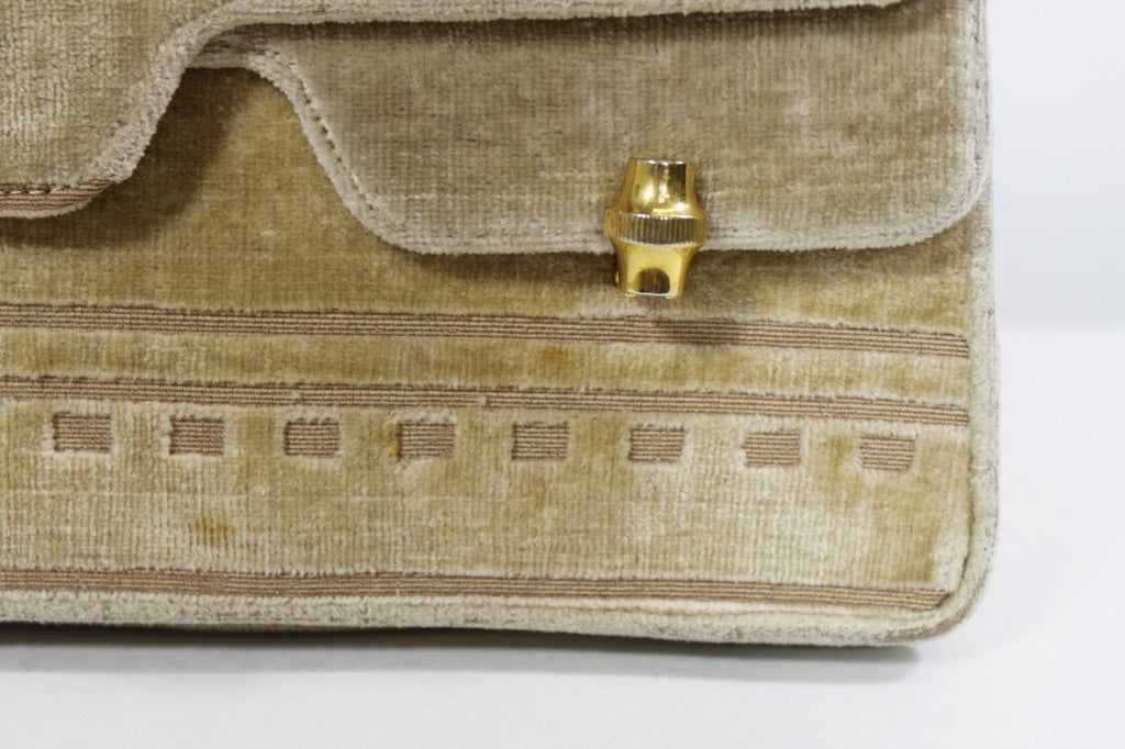Roberta Di Camerino 1960s Fawn Shoulderbag with Golden Bamboo Hardware For Sale 3