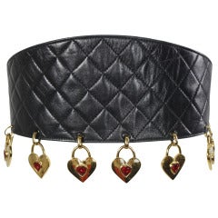 CHANEL Black Leather Quilted Belt with Golden Heart Charms