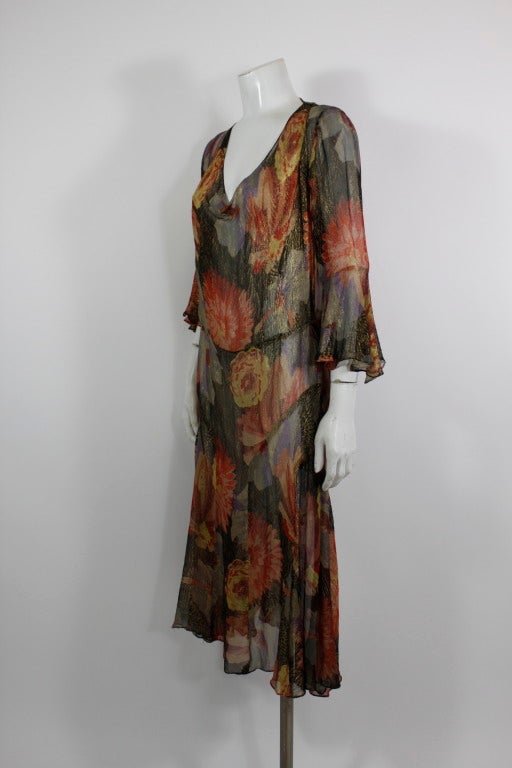 1930s Soft Floral Lamé Garden Dress with Ruffled Sleeve In Excellent Condition In Los Angeles, CA