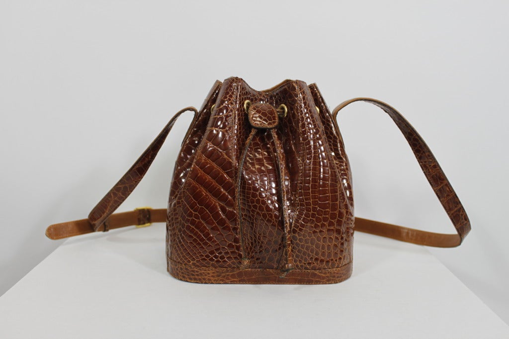 Siso Italian Rich Brown Crocodile Bucket Bag with Shoulder Strap