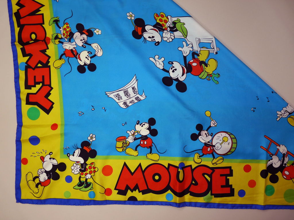 mickey mouse scarf