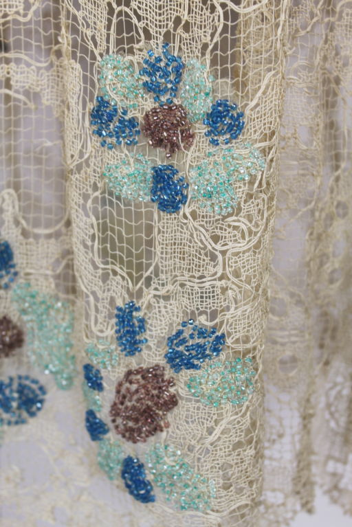 1920's Ecru Beaded Fillet Lace Dress For Sale 4