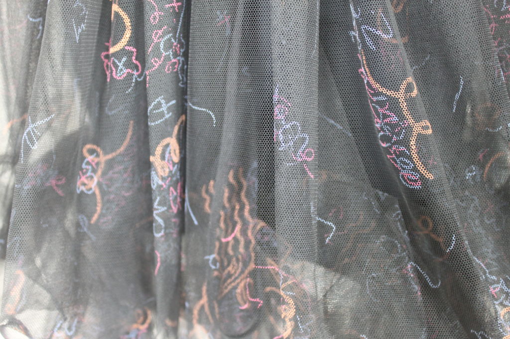 Zandra Rhodes 1980s Black Silk-Screened Confetti Tulle Skirt For Sale 5